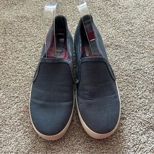 Skechers air cooled memory foam slip on sneakers 9